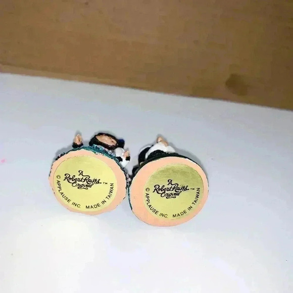 Robert Raikes Collectibles Two Miniature Nautical Sailor Beaver Figurines - Picture 2 of 4